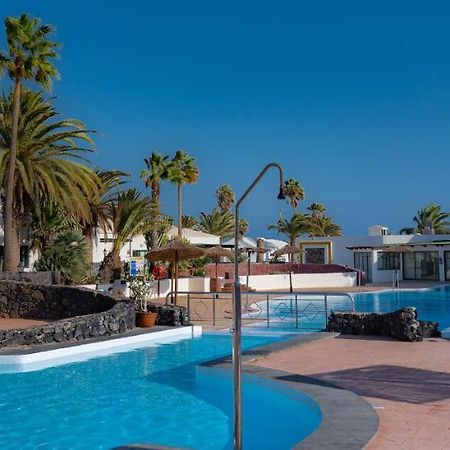 Beautiful Studio On The Seafront Costa Teguise Exterior photo
