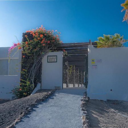 Beautiful Studio On The Seafront Costa Teguise Exterior photo